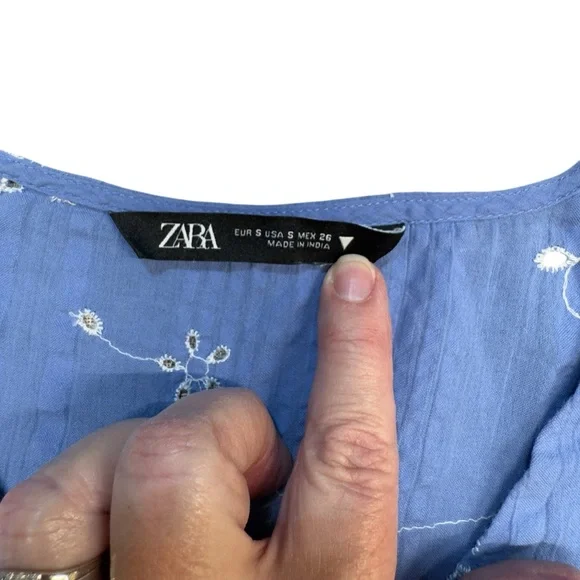 Zara Blue Smocked 3/4 Sleeve Embroidered Tunic‎ - Picture 9 of 11